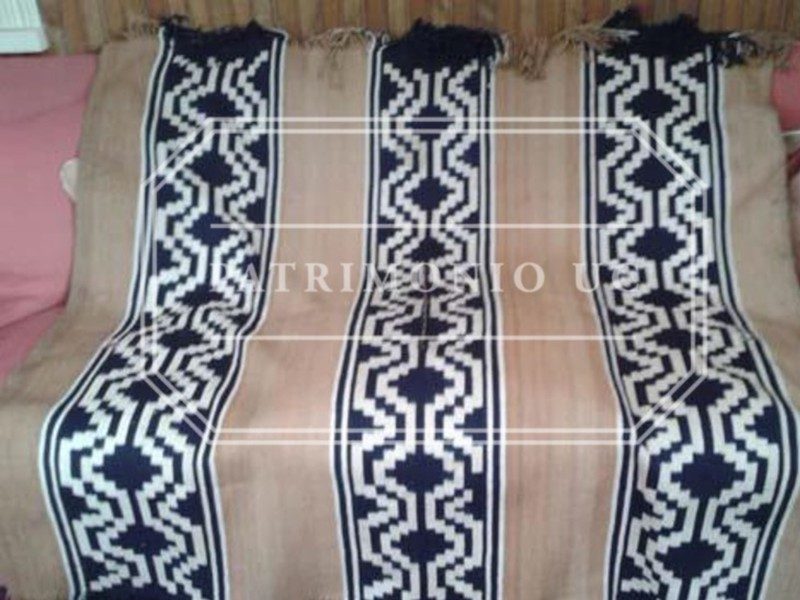 Poncho Külatrarükanmakuñ (Mapuche)